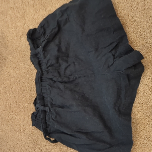 High Waisted Bow Tie Shorts - Picture 4 of 4